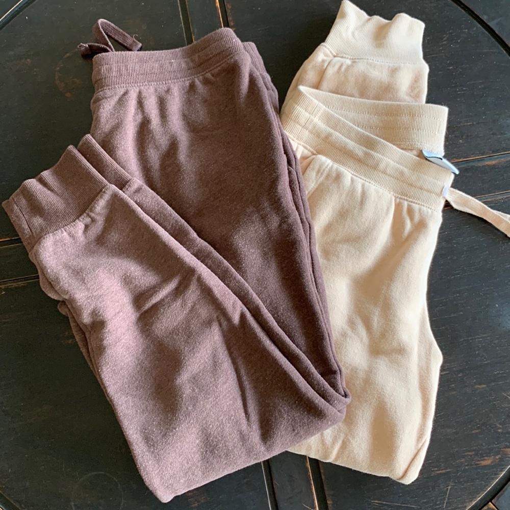 2 Pairs Amazon Essentials Sweatpants - size XS